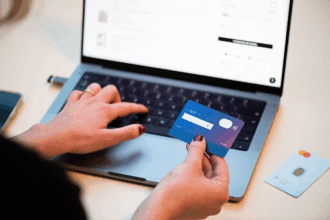 What Technology Lets Online Stores Instantly Show Item Availability by Size or Color
